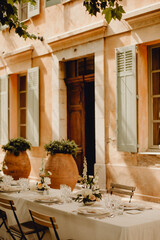 Réception de mariage en extérieur en Provence