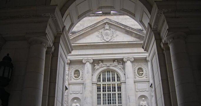 Die Staatsbibliothek zu Berlin (kurz: SBB) ist eine Einrichtung der Stiftung Preu&szlig;ischer Kulturbesitz.