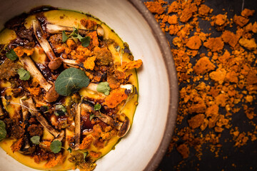 Fava with wild mushrooms 