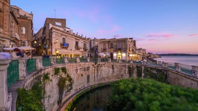 Syracuse, Sicily, Italy with the Fountain of Arethusa