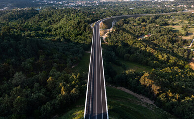 viaductos y carreteras desde el aire