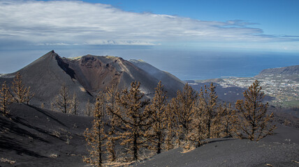 Volcan de la isla de La Palma. Volcan Tajogaite o llamado tambien erroneamente Cumbre Vieja.