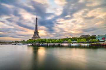Naklejka na ściany i meble Eiffel Tower at sunrise in Paris, France