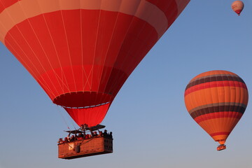 Fototapeta premium hot air balloon in flight