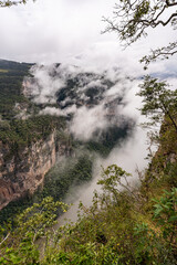 Fototapeta na wymiar Beautiful view of the majestic Canyon del Sumidero in Mexico. 