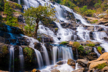 Fototapeta premium Mae Ya Waterfall, Doi Inthanon, Jong Thong, Chiang Mai