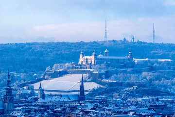 Fog over Marienberg Fortress in city