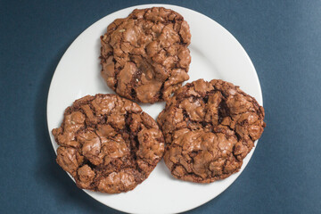 chocolate cookies on the plate