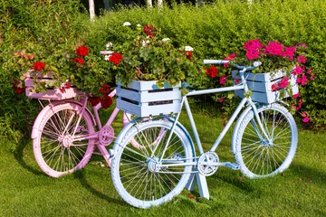 Schilderijen op glas summer decoration bicycle decorated with flowers garden © Angelli Foto