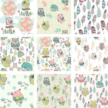 Set of vector seamless pattern with cartoon owls and feathers for fabric, wrapping paper, etc.