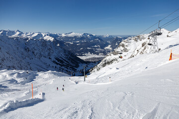 Fototapeta na wymiar nebelhorn skiing to oberstdorf
