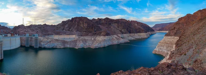 Foto auf Acrylglas Hoover Dam with record low water level, shot in Feb 2023 © John