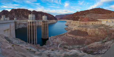 Hoover Dam with record low water level, shot in Feb 2023 - obrazy, fototapety, plakaty