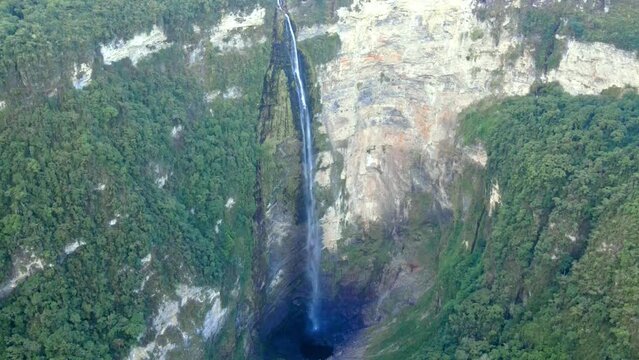 The best of Peru: De Gocta Waterfall in Amazonas - Bongar&aacute;