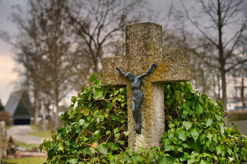 old stone cross deity creator death faithful figure peace believe gospel sad encourage graveyard believer salvation biblical loving passion powerful praying world heavens hopeful king