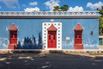 Casa colonial colorida en Yucatan