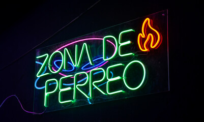 Letrero Neon