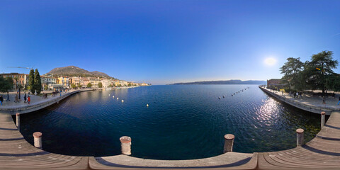 The stunning beauty of Sal&ograve; on Lake Garda