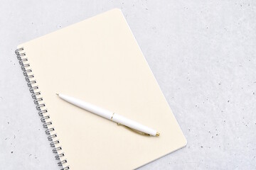 ペンとノート