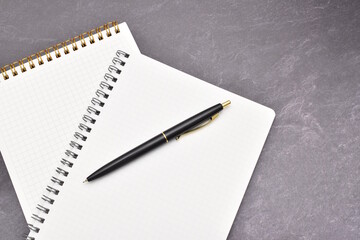 ペンとノート