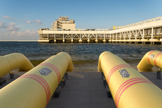 Offshore gas pipeline