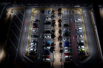 Obraz premium 夜の駐車場