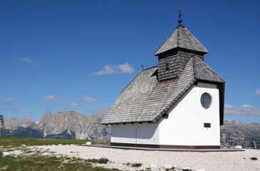 Antonius-Kapelle auf der Pralongia-Hochebene