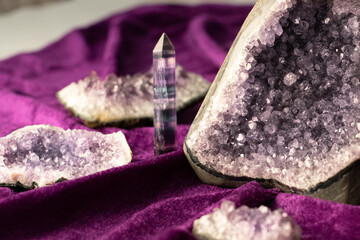 amethyst geodes and amethyst point 