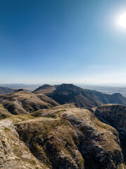 Obraz premium A beautiful aerial view of the endless mountains around the Mexican city of Guanajuato at sunset.