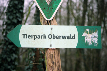 Zum Tierpark Oberwald
