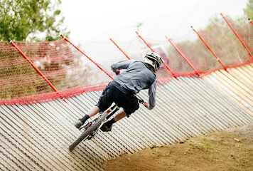 back athlete rider downhill wallride turn