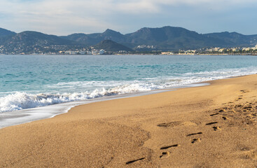 Sea Waves on Sandy Beach Texture Background, Transparent Ocean Water, Blue Sky, Sunny Shore
