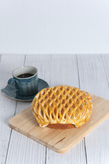 apple pie with coffee