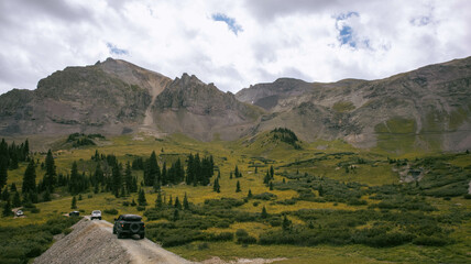 offroading in the colorado wilderness © fj.productions