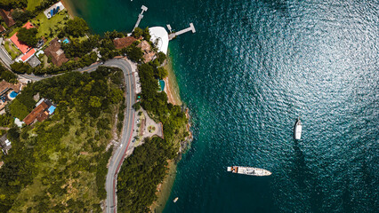 Ilhabela Ilha Litoral Paulista São Paulo Brasil Praia São Sebastião Veleiro Barco Barcos Oceano...