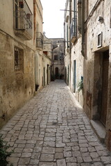 Fototapeta na wymiar Old street in Matera, Italy