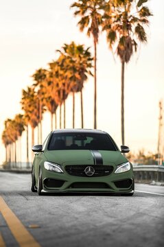 LA, CA, USA
Feb 14, 2023
Mercedes Benz parked