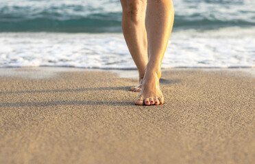 closeup, sign, lifestyle, recreation, tourism, water, leisure, seaside, environment, lonely, coastal, holiday, path, pattern, surface, desert, texture, sandy, foot, step, print, human, outdoor, tropic