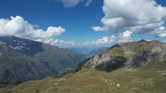 Wunderschöne Luftaufnahmen aus Tirol, Österreich