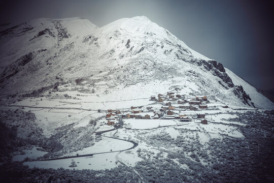 Snow town of "La peral" in Somiedo National Park