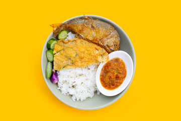 Rice with spicy shrimps chili paste and  fried mackerel fish, fried egg with climbing wattle and vegetables