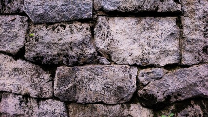 natural stone surfaces arranged for building walls