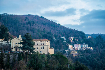 Fototapeta na wymiar La ville de Nemi en Italie