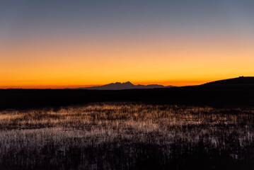 Fototapeta na wymiar sunrise, beautiful landscape,mountain silhouette