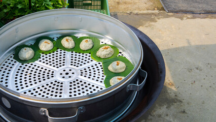 Production, Ching Ming Festival, worshiping ancestors, offerings, Caozi Kueh, steamer