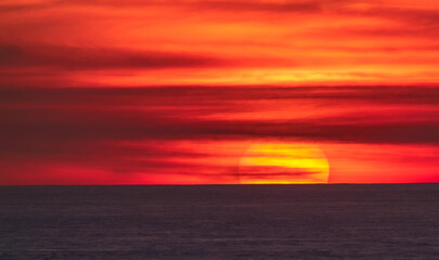 Fototapeta na wymiar Waves at Sunset