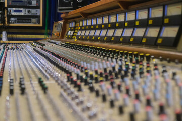 mixing console