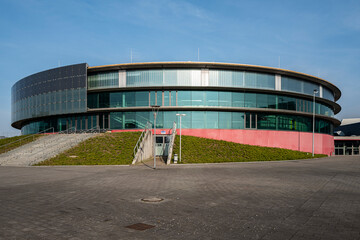 Oldenburg kleine EWE Arena im Morgenlicht