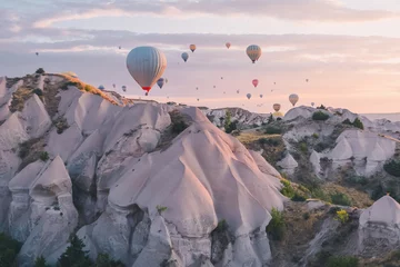 Gordijnen Cappadocia hot air balloons, Turkey © Khrystsina