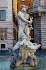 Fototapeta na wymiar Statues Piazza Navona à Rome